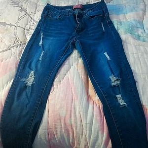 Cute ripped jeans👖